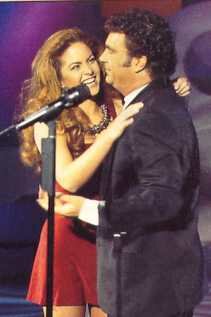 lucero_cantando_con_mijares